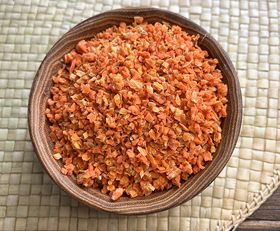 Морковь кубиками сушеная