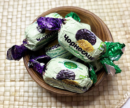Конфеты «Чернослив с кунжутом» 